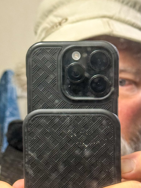 Pop-Up Camera & Flashlight