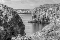 0100 Galapagos Hdr Mono High Dynamic Range